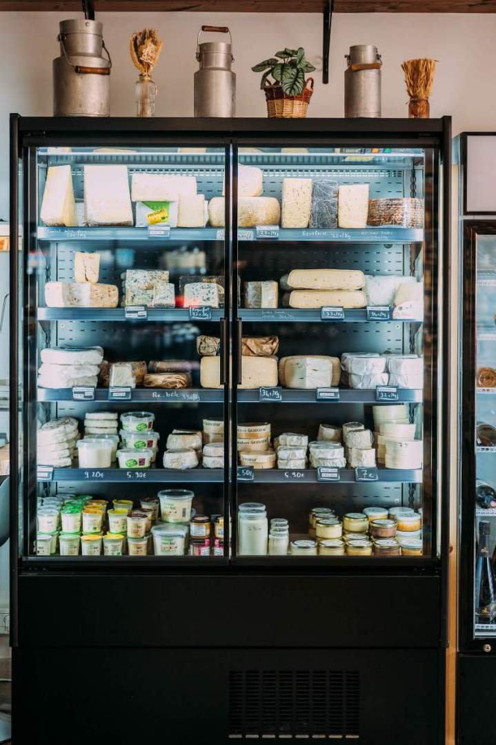 Vente de produits laitiers Villenouvelle